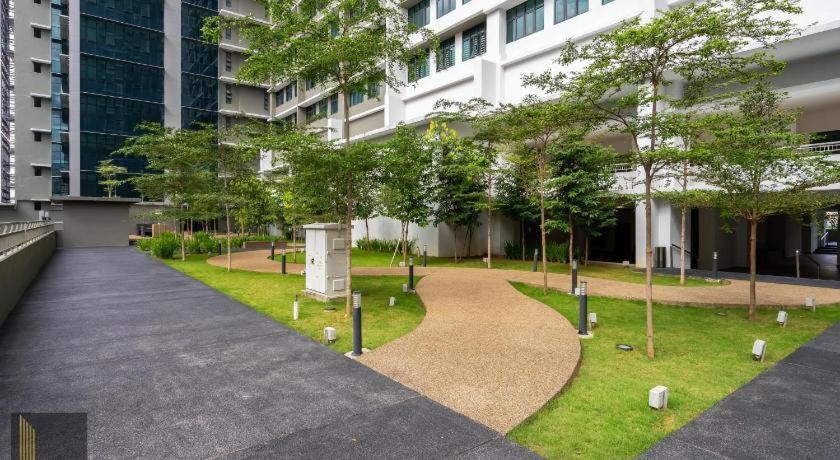 דירות קואלה לומפור Legasi Kampung Baru By Twenty7 מראה חיצוני תמונה